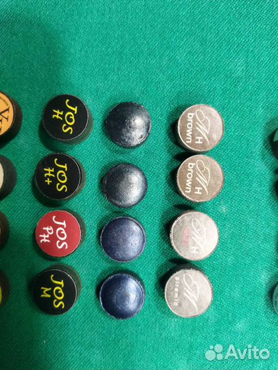 Установка наклеек на бильярдный кий