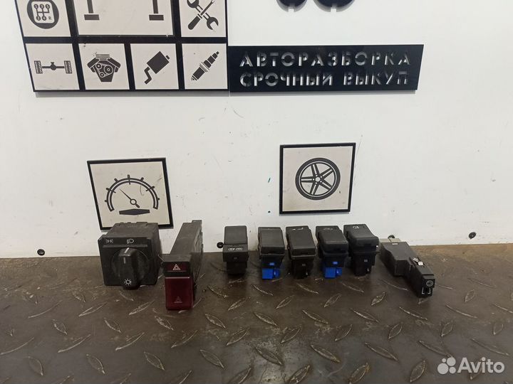 Кнопка для Volvo 850