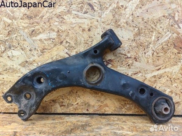 Рычаг с шаровой Тойота С-хр 2016-2023