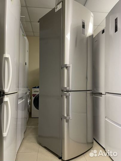 Холодильник LG