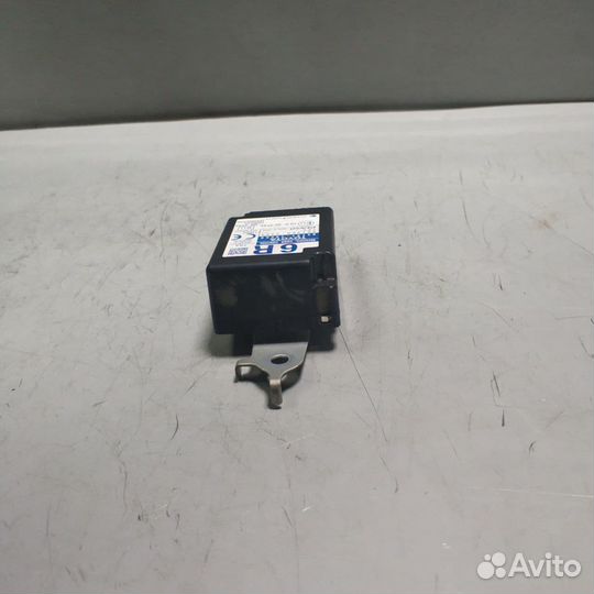 Блок управления замками дверей Toyota Corolla E150