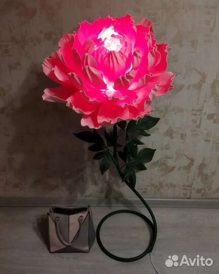 Торшер напольный, ростовые цветы