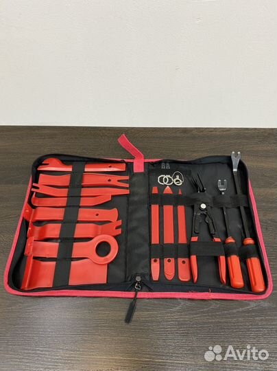 Съемники обшивки салона, пистонов, клипс для авто