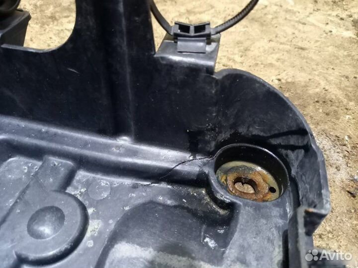 Полка для акуумулятора Opel Corsa D Z12XEP 2007