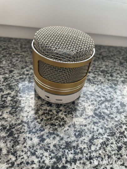 Блютуз колонка