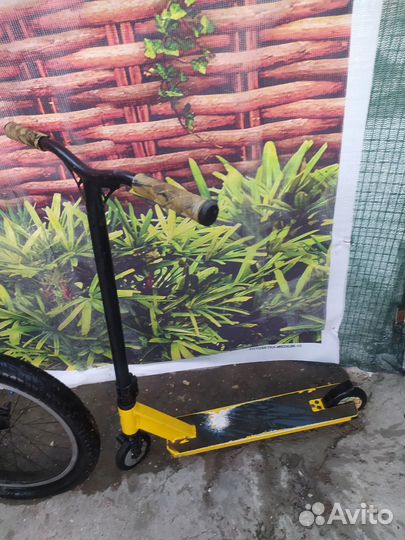 Самокат трюковой