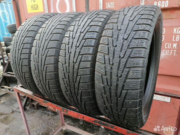 Nokian Tyres Hakkapeliitta R SUV 225/60 R17 96P