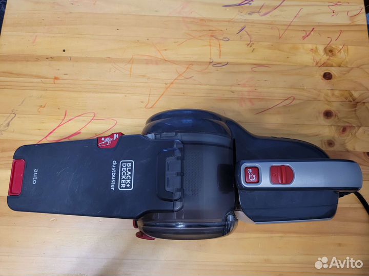 Автомобильный пылесос black decker