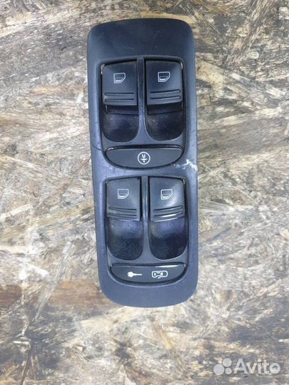 Кнопка стеклоподьемника передняя Porsche Cayenne