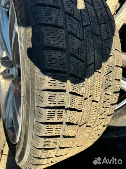 Yokohama Ice Guard IG60 245/45 R19 98Q