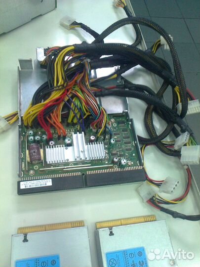 Контроллер для бп и блоки от сервера HP ML350 G6