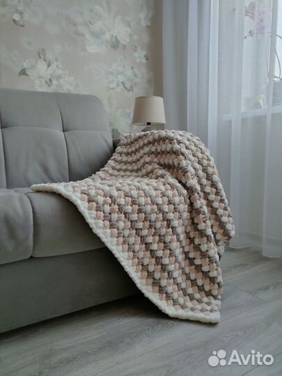 Вязаные детские пледы