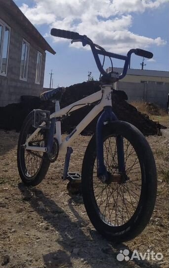 Трюковой велосипед Bmx