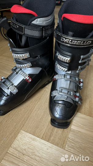 Горнолыжные ботинки