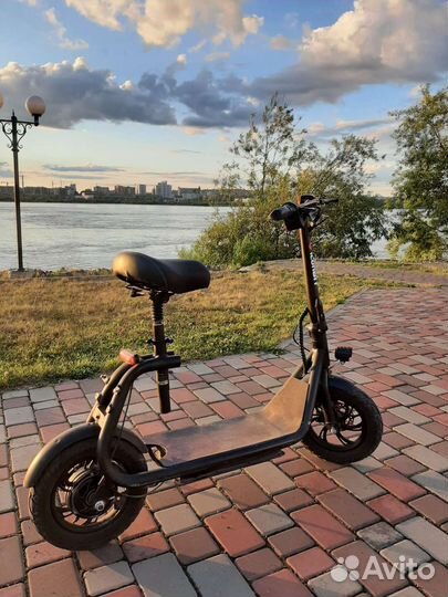 Самокат взрослый электрический