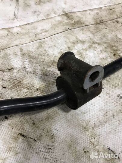 Стабилизатор задний Mercedes w211 2113201911