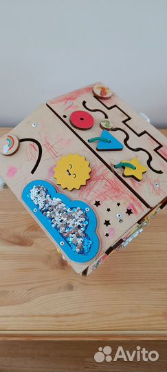 Бизиборд. Каталка-ходунки