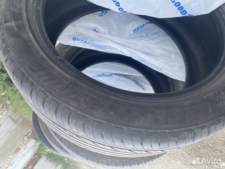 Bridgestone Regno GR-8000 225/45 R17