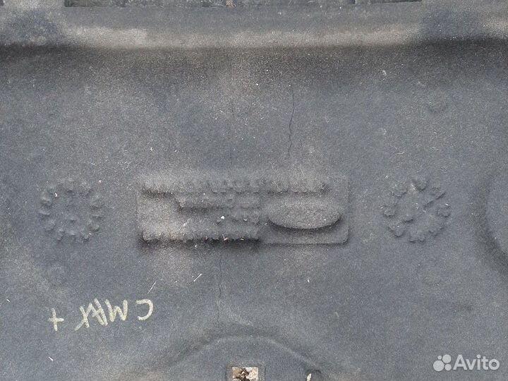 Шумоизоляция капота Форд C-MAX рестайлинг