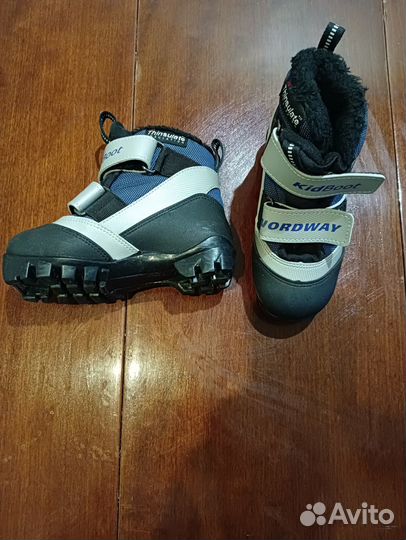 Лыжные ботинки детские 30