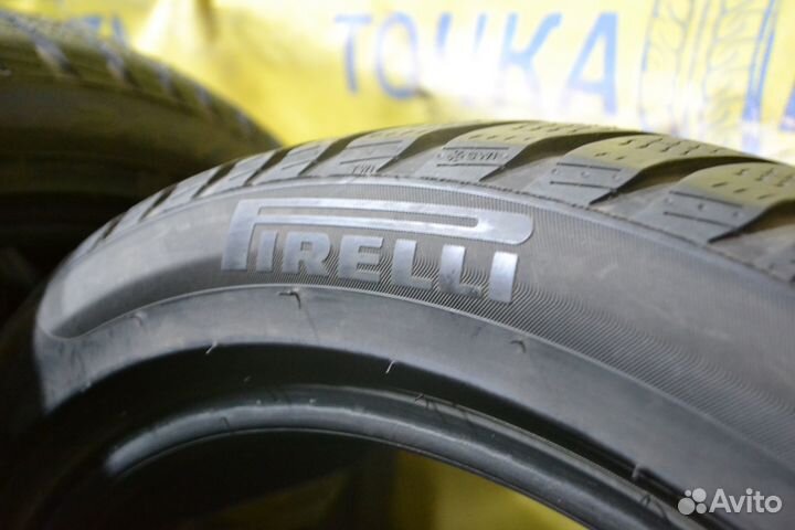 Pirelli Winter Sottozero 3 245/45 R19