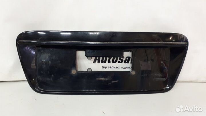 Молдинг двери багажника задний Mitsubishi Lancer