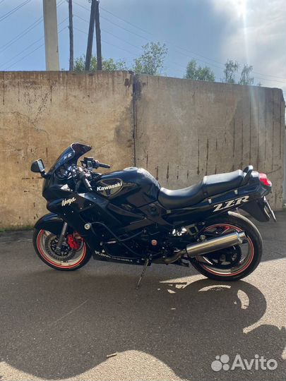 Kawasaki ZZR 400-2