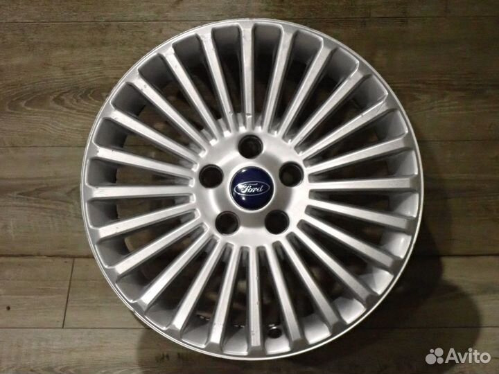 Комплект оригинальных дисков Ford Focus R16