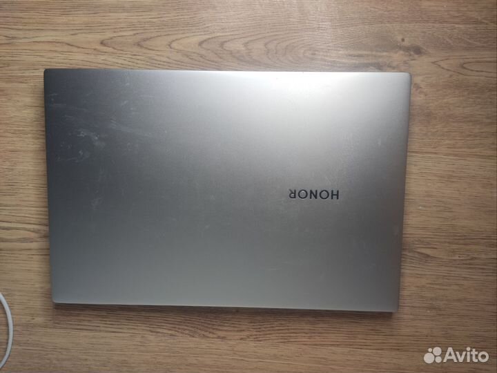 Honor magicbook x14 i3