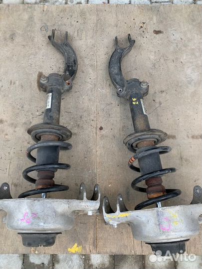 Стойка подвески передняя Audi A4 B8 1.8 RR4(CDH)