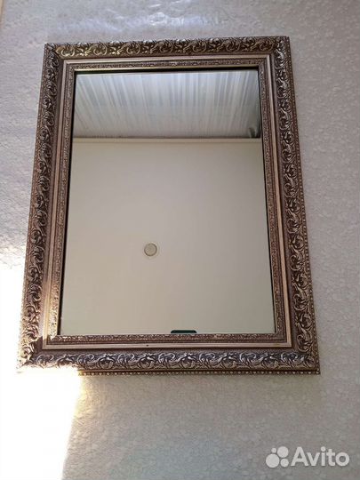 Зеркало настенное