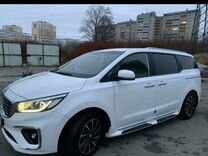 Kia Carnival 2.2 AT, 2019, 45 000 км, с пробегом, цена 3 550 000 руб.