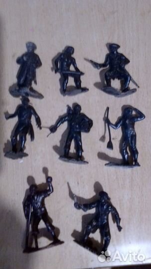 Набор солдатиков Пираты Индейцы дзи