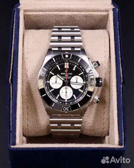 Часы мужские Breitling Super Chronomat B01 44 мм