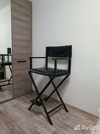 Стул для визажиста бровиста