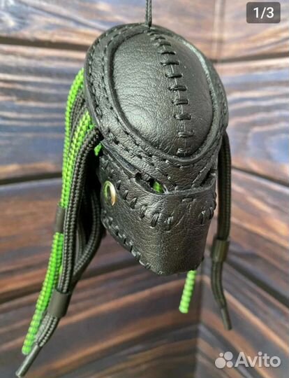 Брелок Хищник