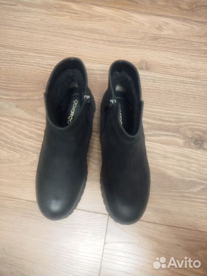 Полусапожки женские 39