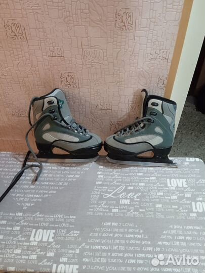 Коньки фигурные детские 29 размер