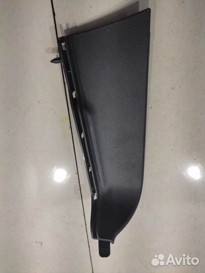 Накладка(пластик) салона передняя левая нижняя