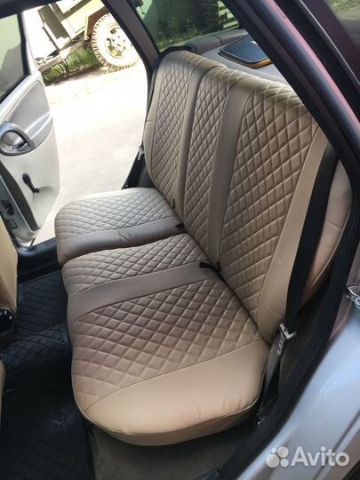 Автомобильные чехлы из экокожи на LADA Kalina 2