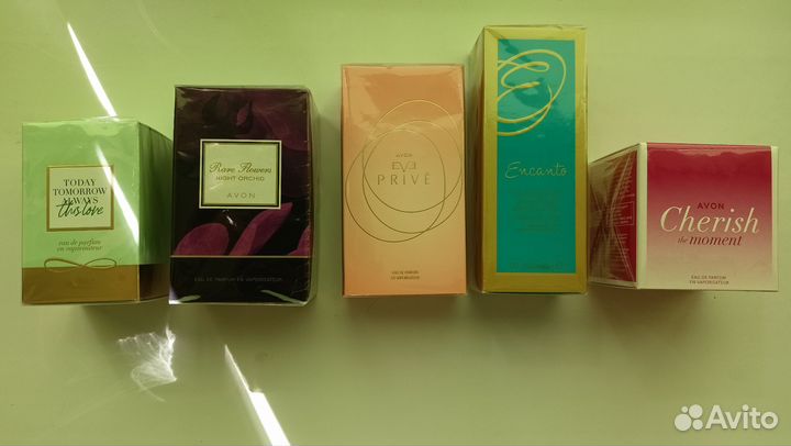 Парфюмированная вода, спреи