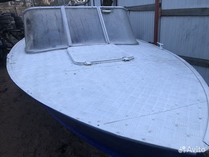 Катер Прогресс 4