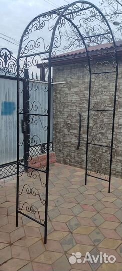 Арка садовая