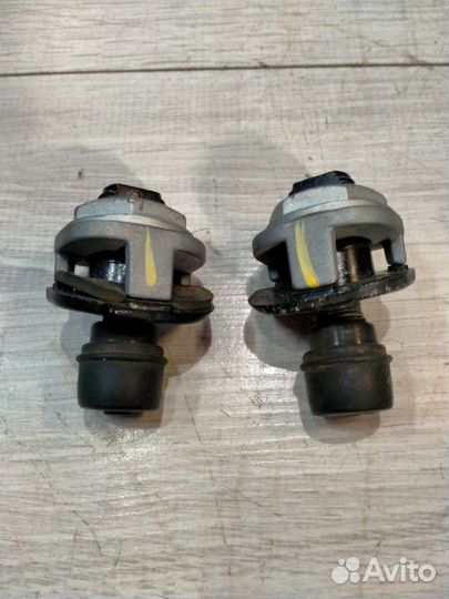 Отбойник двери задний Bmw X5 E53 4.4I M62 03/2001