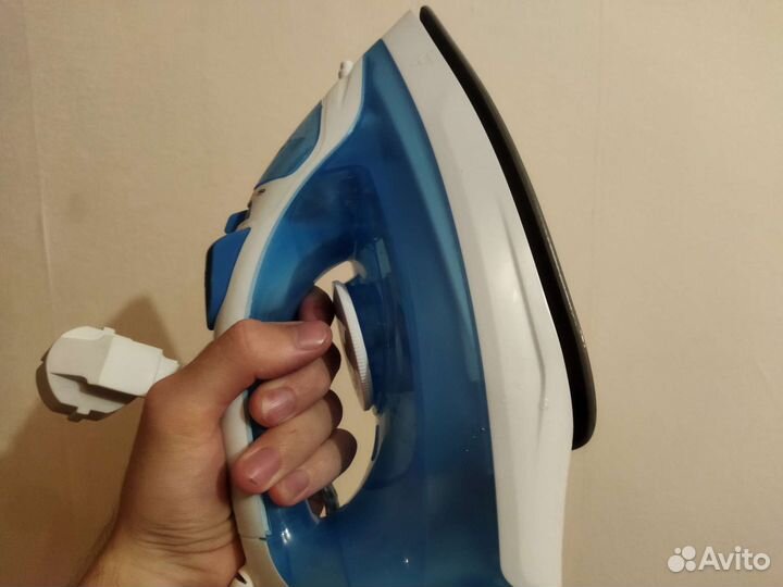 Утюг starwind в отличном состоянии