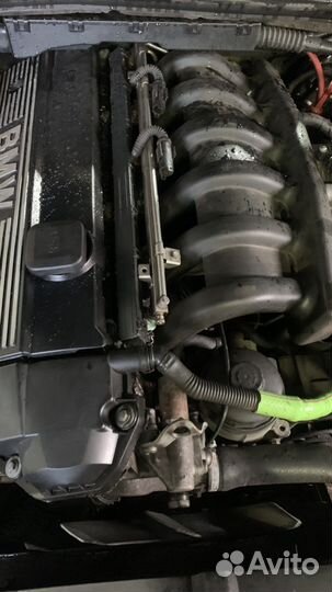 Двигатель м52б20