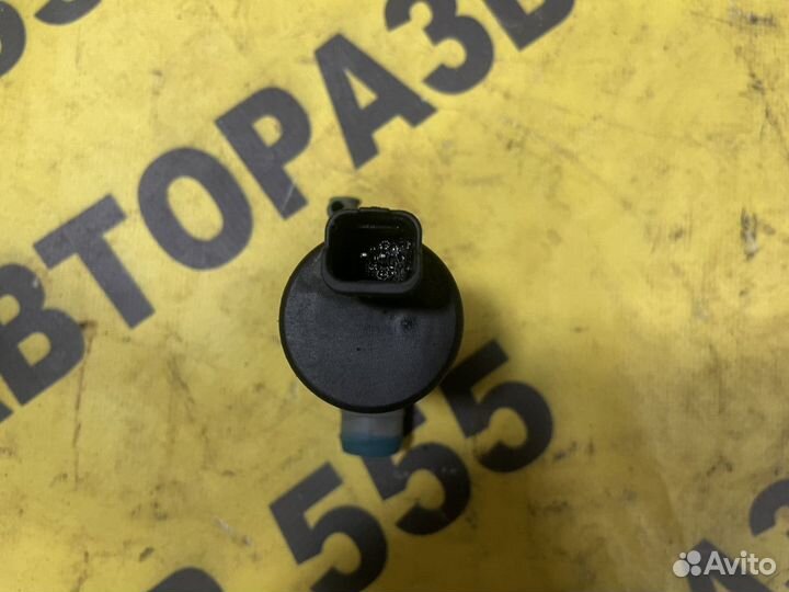 Моторчик стеклоочистителя Nissan Almera G15