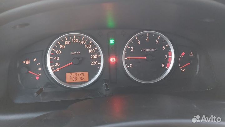 Nissan Almera 1.8 МТ, 2006, 220 000 км