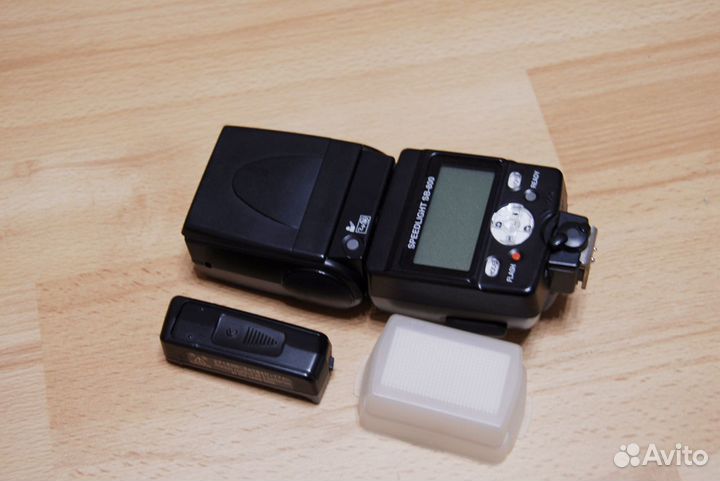 Вспышка Nikon Speedlight SB-800