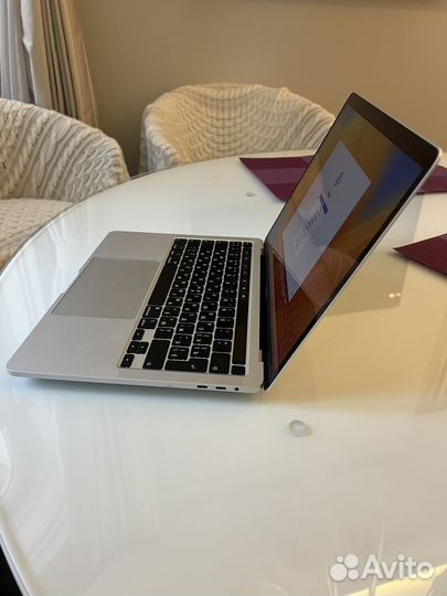 Apple MacBook Pro 13 2020 i5 16gb 512gb